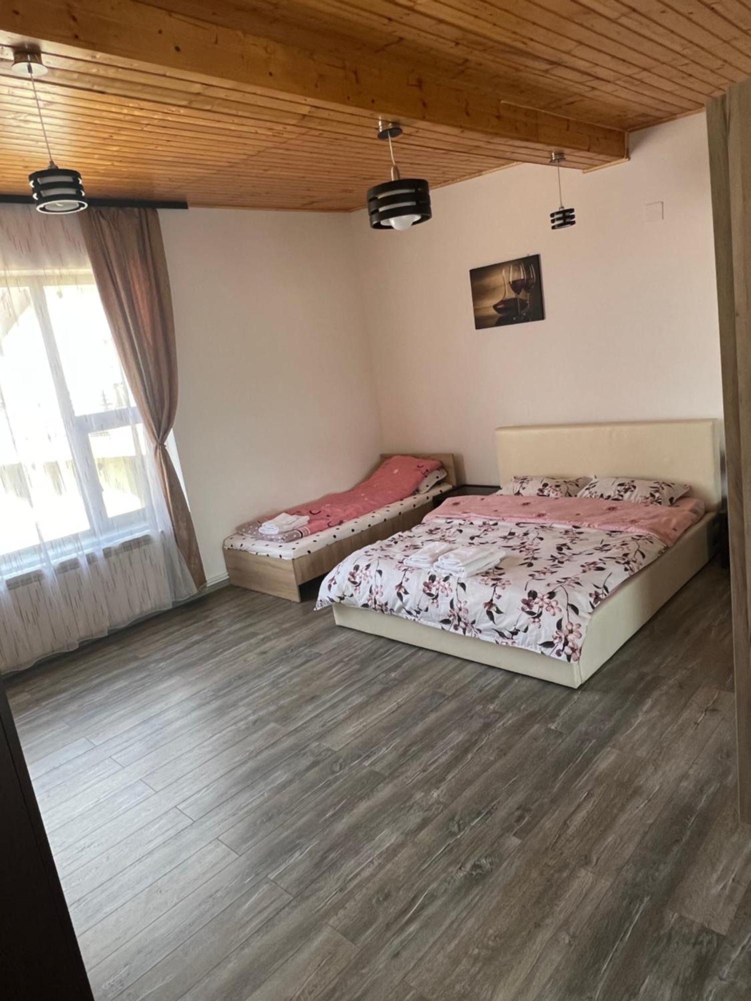 Casa Selly Hotel Tulcea Exterior foto